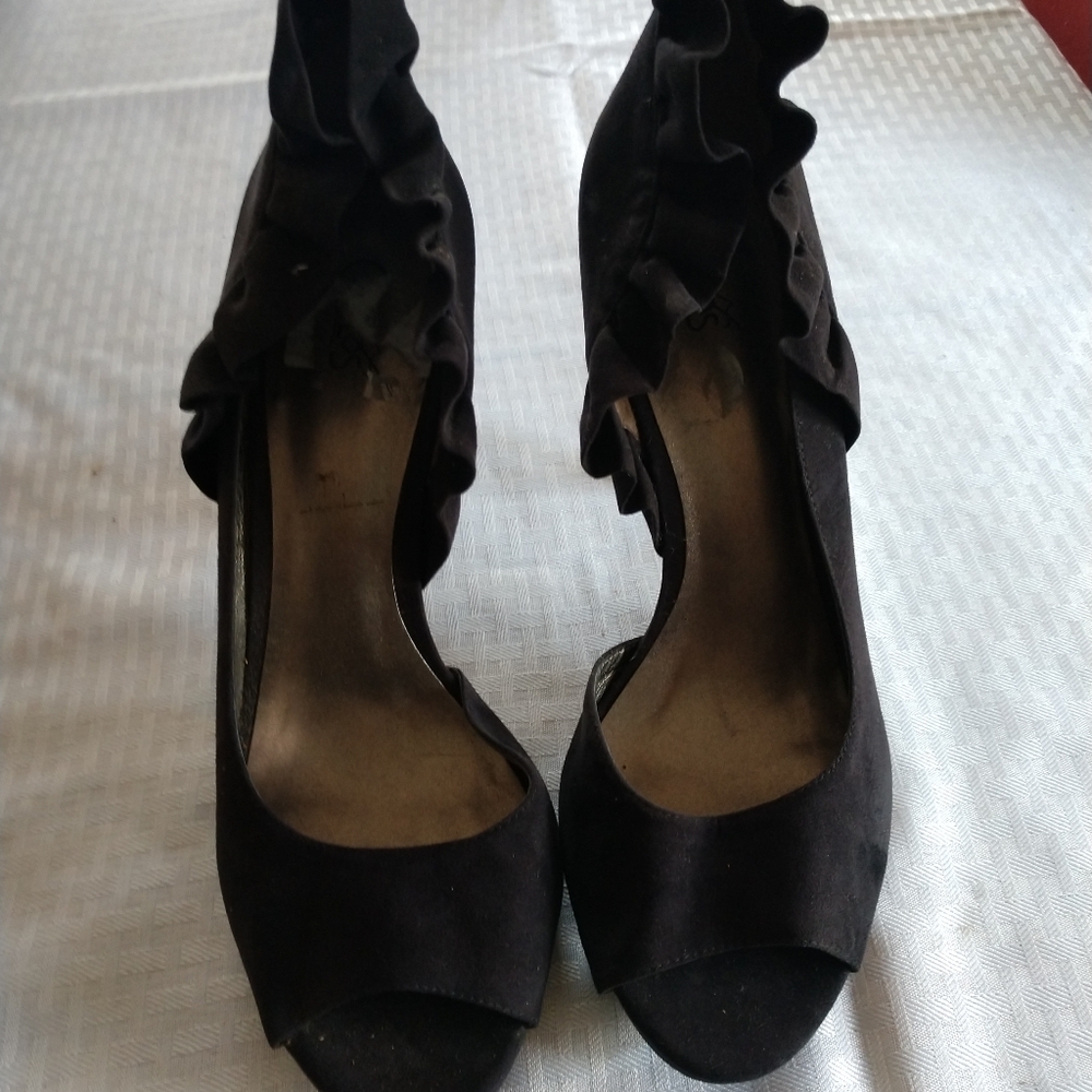 CARLOS Santana Black Suede Stillettos Size 10